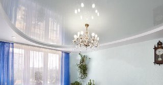 Глянцевый потолок Сибай, цена от 4460 руб.
